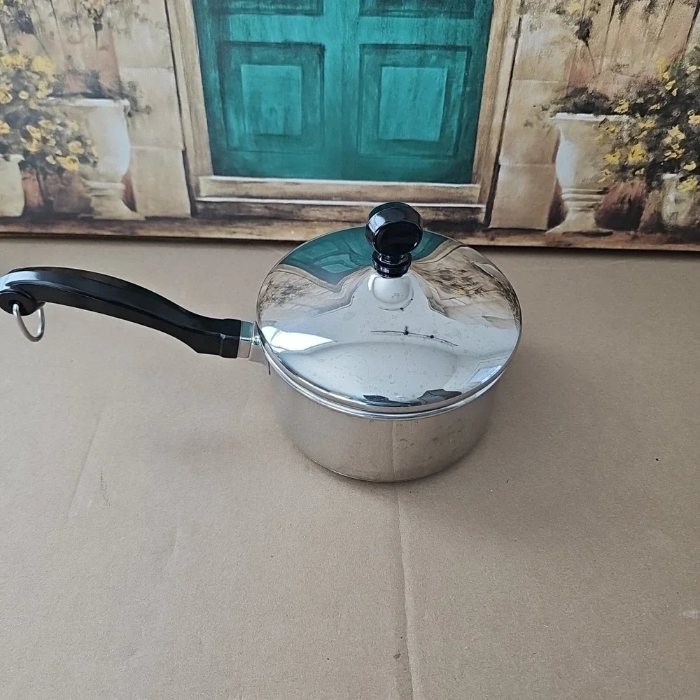 Farberware 18/10 Stainless Steel 1 Quart Saucepan Pot + Lid